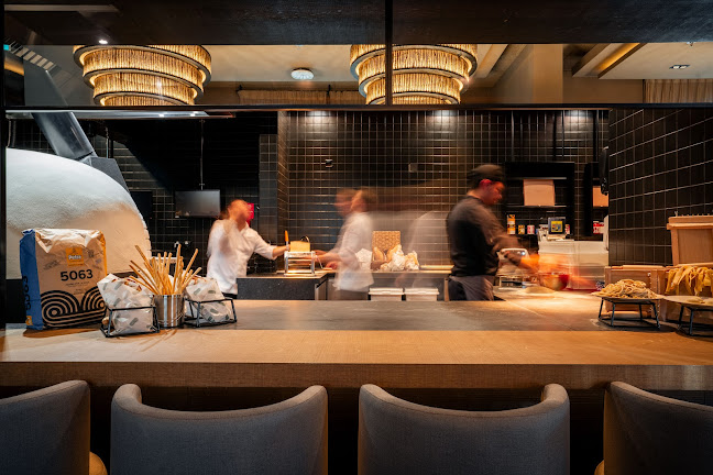 57RF+5P3 - Sheikh Mohammed bin Rashid Blvd - Downtown Dubai - Dubai