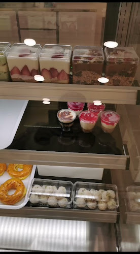 Opinii despre طيف سويت Taif sweet în Sharjah - Hospitality and gastronomy