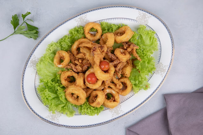 16 المُتَيَقِّنِين - Al Hisn - الحِصِنغرب 4 - Abu Dhabi