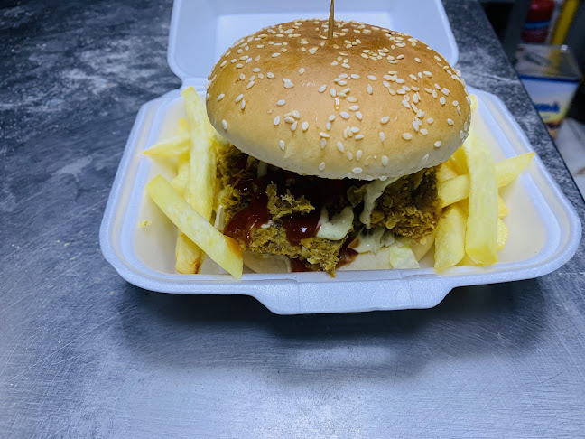 Comentarii opinii despre World Grills Cafeteria -کافتیریا عالم المشاوی