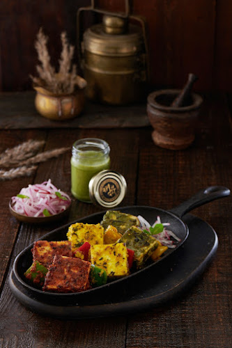 Shop no 2 & 3, Bahwan Tower - King Faisal St - Bu Shaghara - Sharjah