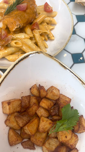 Opinii despre The Copper Table Bistro | Al Zahia în Sharjah - Hospitality and gastronomy