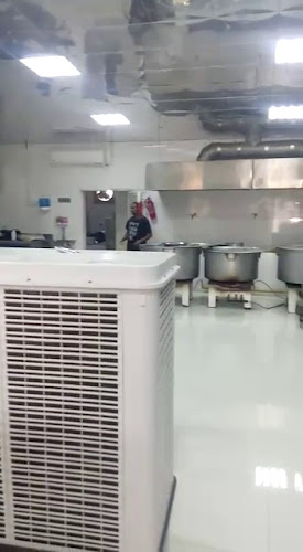 Opinii despre Al Helal Traditional Kitchen(مطبخ الهلال الشعبي) în Ras Al-Khaimah - Hospitality and gastronomy