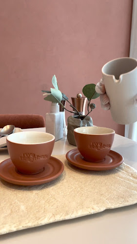 Two Neighbors - Dubai