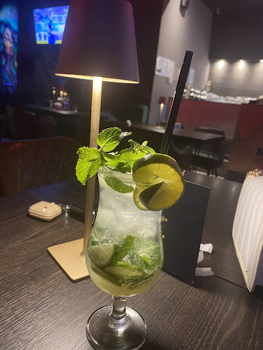 Pipes Shisha Lounge and Cafe - Hospitality and gastronomy