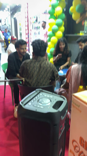 Opposit Musalla Park Rolla - Al Zahra St - Al Ghuwair - Al Gharb - Sharjah