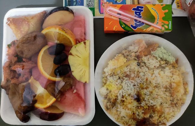 Comentarii opinii despre Al Madani Pastries & Resturant