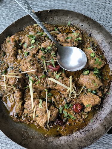 & 7 - Shop no 6 & 7, Al Muttena Building Deira Dubai - Shop no 6 - Street - Muteena - Dubai