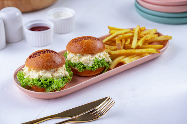 Eggcellent - Al Bateen - Hospitality and gastronomy