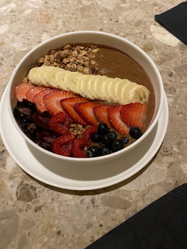 Opinii despre NOWHERE în Abu Dhabi - Hospitality and gastronomy