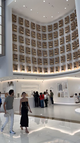 % Arabica Dubai Mall Fountains - Hospitality and gastronomy