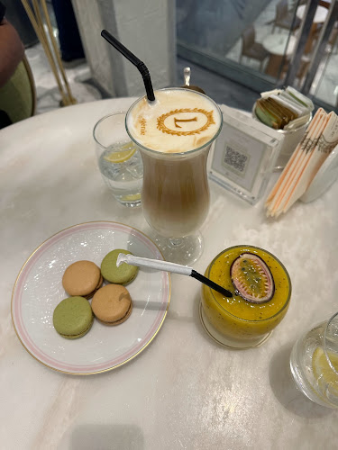 Ladurée Dubai Mall Extension