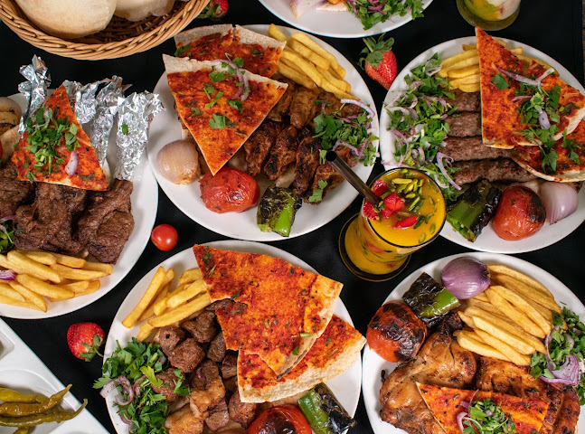 Opinii despre مطعم زهور الشام în Abu Dhabi - Hospitality and gastronomy