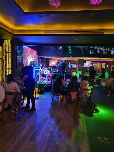 Headlines WTC - Ibis world trade center