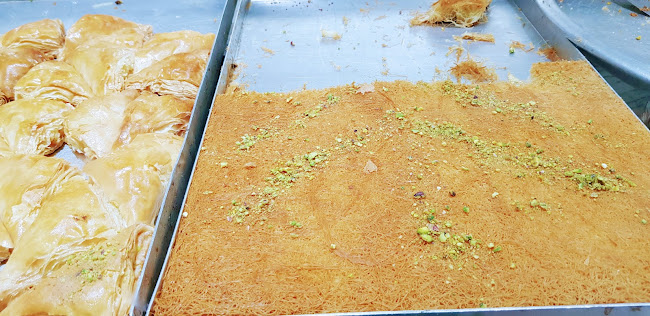 Al Mukhtar Bakery - Hospitality and gastronomy