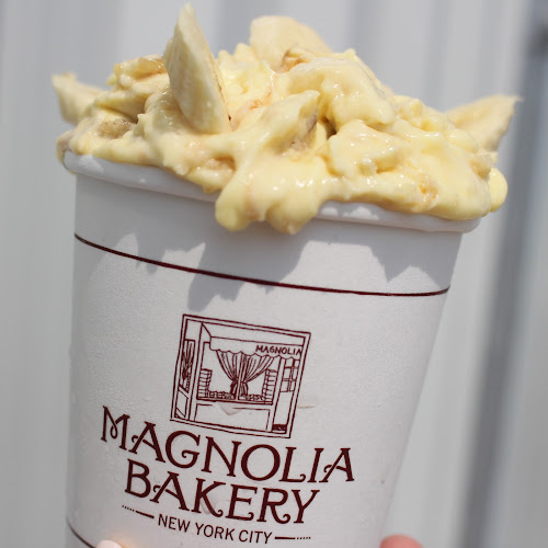Magnolia Bakery - Hospitality and gastronomy