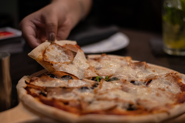 Al Wadi Building - Shop no. 8 - Sheikh Zayed Rd - Al Wasl - Dubai