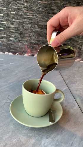 Comentarii opinii despre YaQoot ShiraZ - Cafe & Pastry shop ️