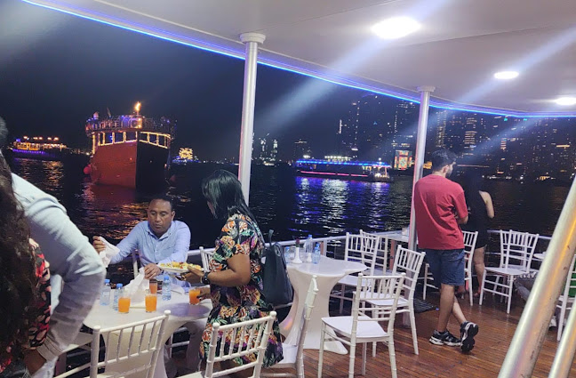 Unique Catamaran Marina Cruise - Hospitality and gastronomy