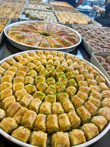 UAE - 20 St - Al Majaz 3 - Al Majaz - Sharjah