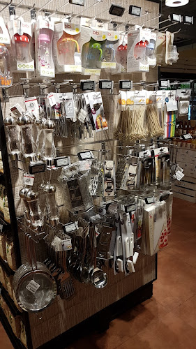 Organic Foods & Café (Mirdif) - Hospitality and gastronomy