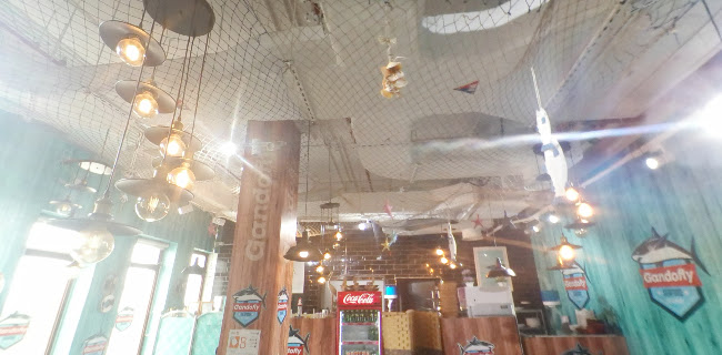 Gandofly seafood restaurant Almina