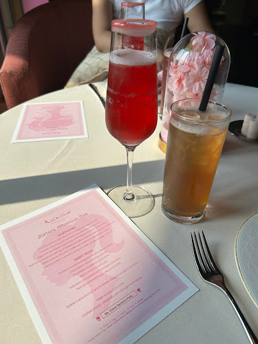 Comentarii opinii despre Mashrabiya Lounge