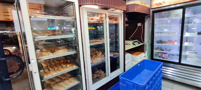 Comentarii opinii despre AL YOUSUF SWEETS AND BAKERIES