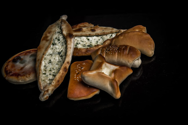 Al Fatayir Al Dumashqia Bakery الفطائر الدمشقية - Dubai