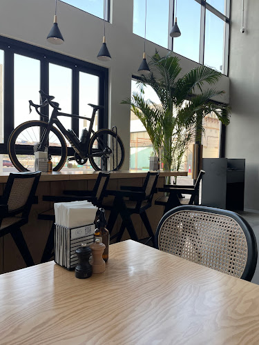 Cyclist Restaurant and Cafe - مطعم وكافيه سايكلست - Ras Al-Khaimah