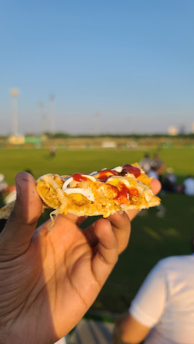 Opinii despre Kitchen zone/pizza chapter în Dubai - Hospitality and gastronomy