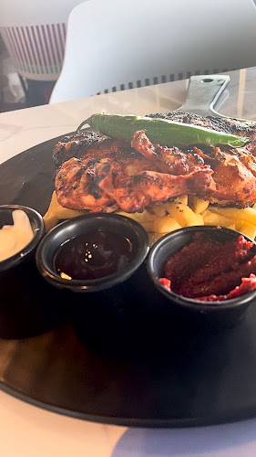 Opinii despre Al Roof Restaurant And Cafe în Ajman - Hospitality and gastronomy