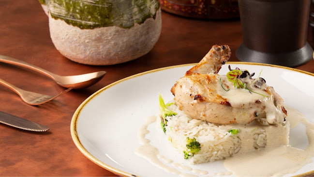 Comentarii opinii despre The Copper Table Bistro | Al Zahia