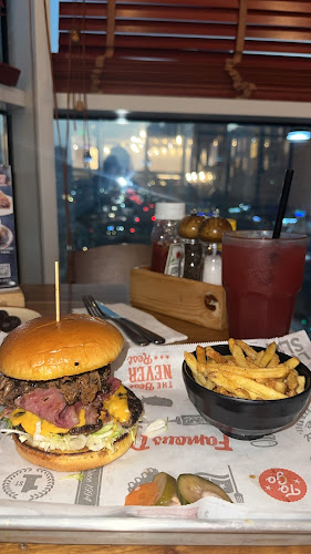 Famous Dave's Bar-B-Que