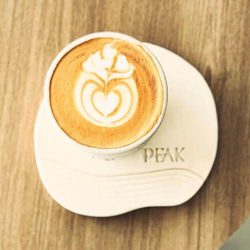 PEAK LOUNGE - Hospitality and gastronomy