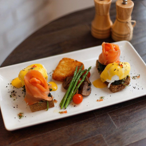 Breaking Bread Dubai