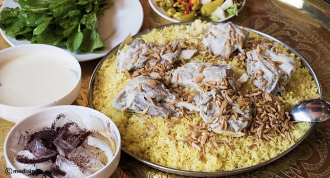 Comentarii opinii despre مطعم بيت المنسف ابو ظبي / bait al mansaf restaurant Abu Dhabi