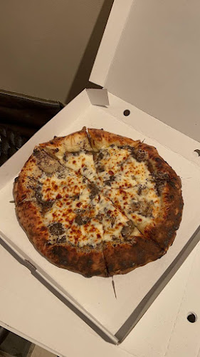 Opinii despre Pizzahrb în Abu Dhabi - Hospitality and gastronomy