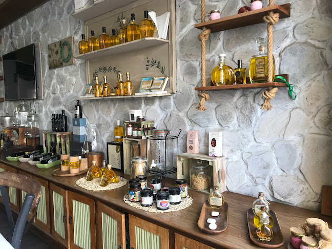 Greek & Delicious - Hospitality and gastronomy