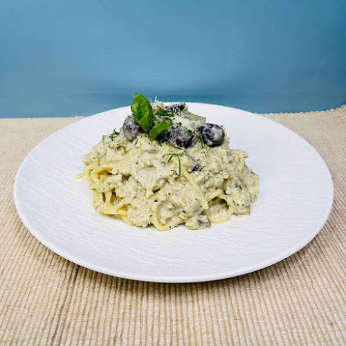 Opinii despre Alphs Cuisines | pasta | burgers | salad | fresh juice în Abu Dhabi - Hospitality and gastronomy