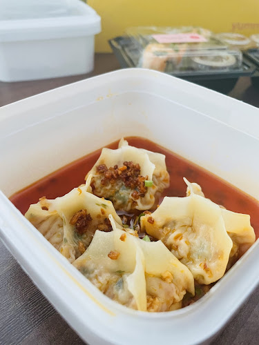 Comentarii opinii despre Mmmbox - Sushi & Asian