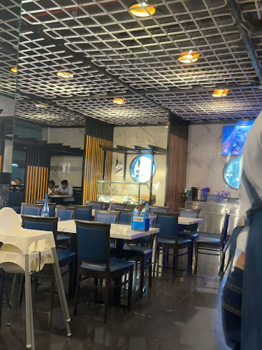 De Fish Seafood Restaurant Sharjah - Hospitality and gastronomy