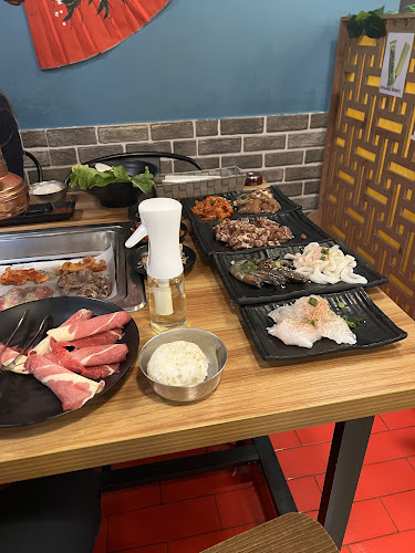 Comentarii opinii despre Mukbang Shows Restaurant Korean BBQ and Seafood - Electra Branch