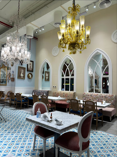 Mosaic Restaurant - Abu Dhabi