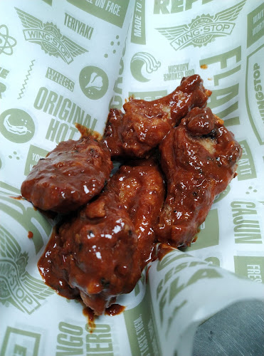 Comentarii opinii despre Wingstop Khalifa City