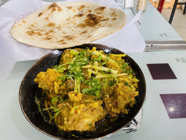 Comentarii opinii despre Fakhr Sialkot Restaurant