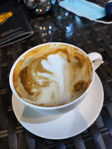 Yard cafe يارد كافيه