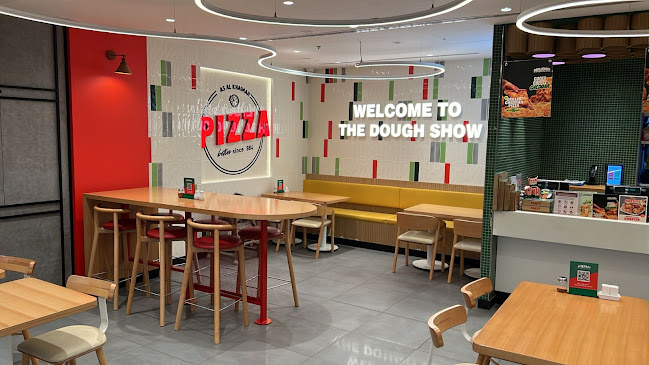 Mall Food Court - opposite of Rak Ceramics - Al Jazeera Al Hamra-Qaryat Al Hamra - Ras Al Khaimah