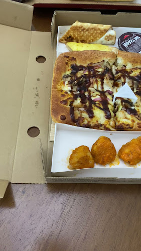 Opinii despre Pizza Hut în Abu Dhabi - Hospitality and gastronomy