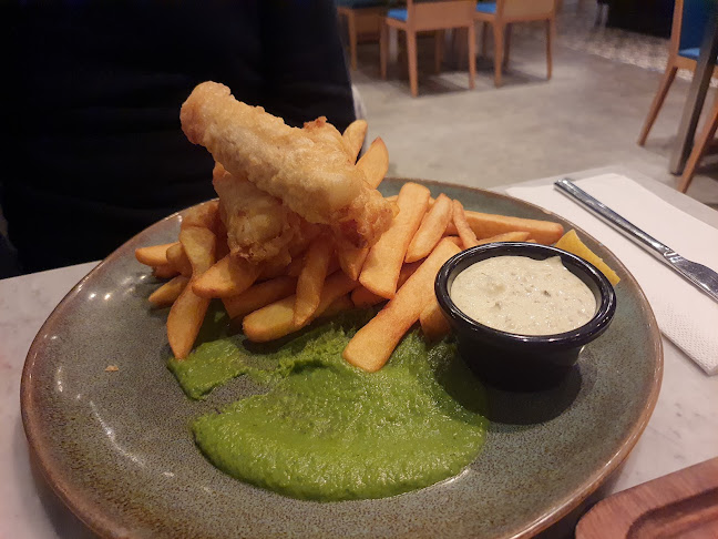 Dusit Thani Dubai - 133 Sheikh Zayed Rd - Trade Centre - DIFC - Dubai